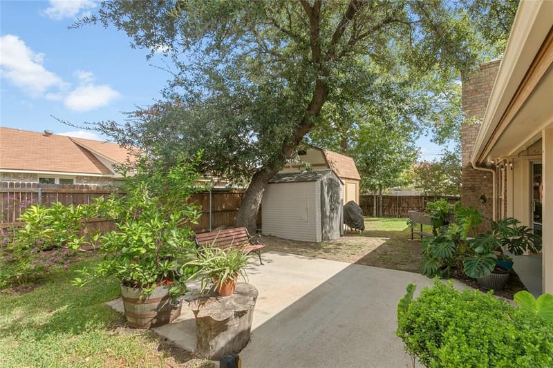2033 Brightwood Drive, Bedford TX 76021 - Photo 23