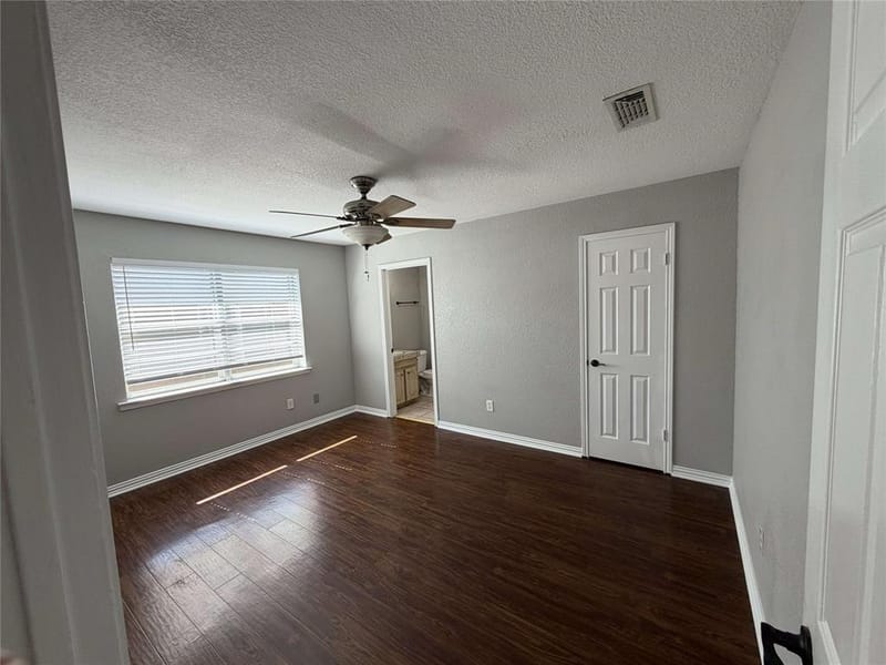 6617 Wooddale Drive, Watauga TX 76148 - Photo 8