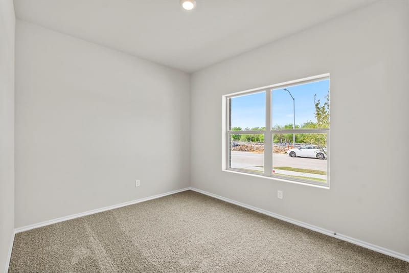 9729 Mcclane Farm Drive, Fort Worth TX 76036 - Photo 5