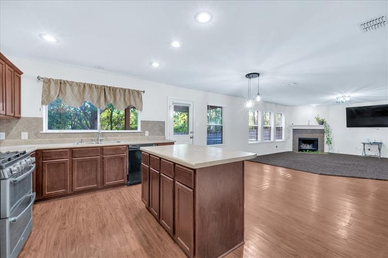 821 Honeywell Drive, Anna TX 75409 - Photo 14