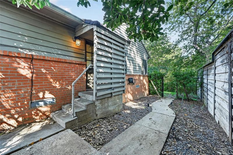 2518 Maple Springs Boulevard, Dallas TX 75235 - Photo 28
