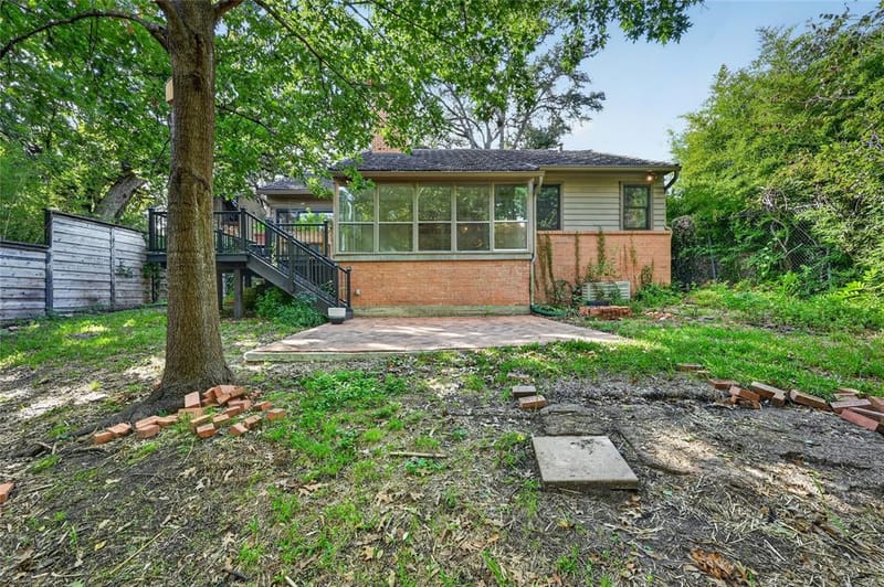 2518 Maple Springs Boulevard, Dallas TX 75235 - Photo 20