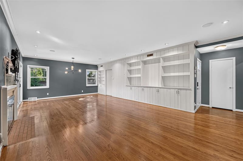 2518 Maple Springs Boulevard, Dallas TX 75235 - Photo 4