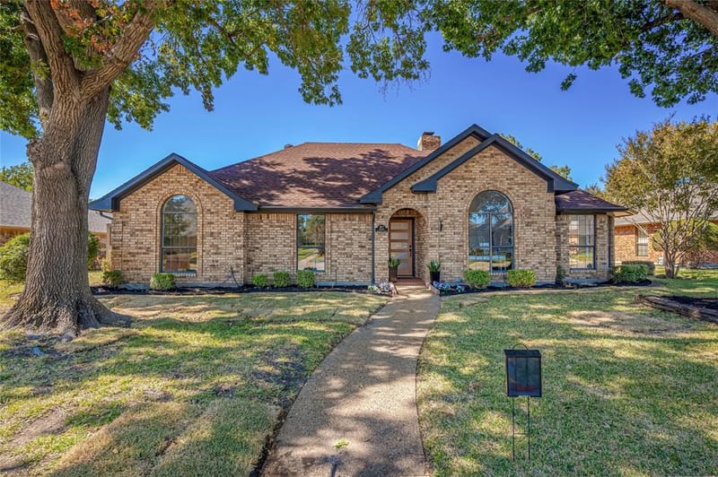 3106 University Drive, Rowlett TX 75088 - Photo 2