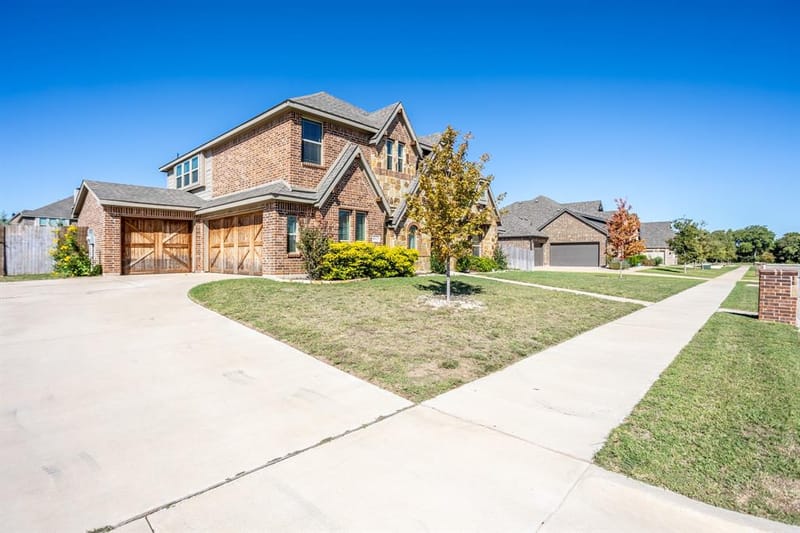 4613 Wildflower Way, Midlothian TX 76065 - Photo 3