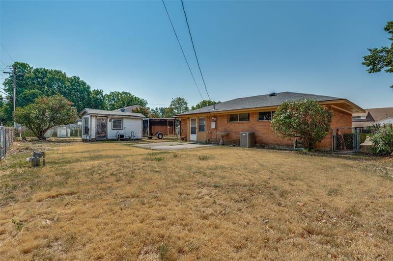 303 Merribrook Trail, Duncanville TX 75116 - Photo 22