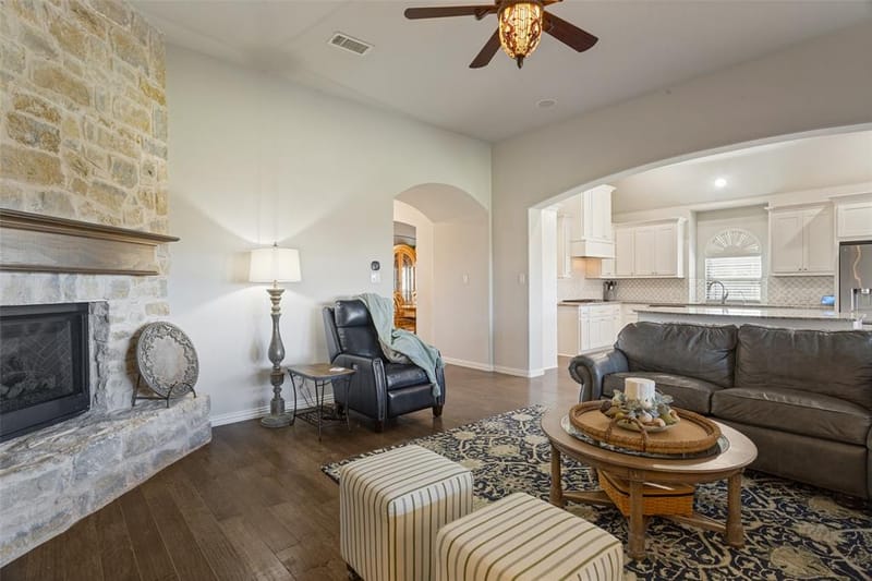 141 Kingsbury Lane, Prosper TX 75078 - Photo 7