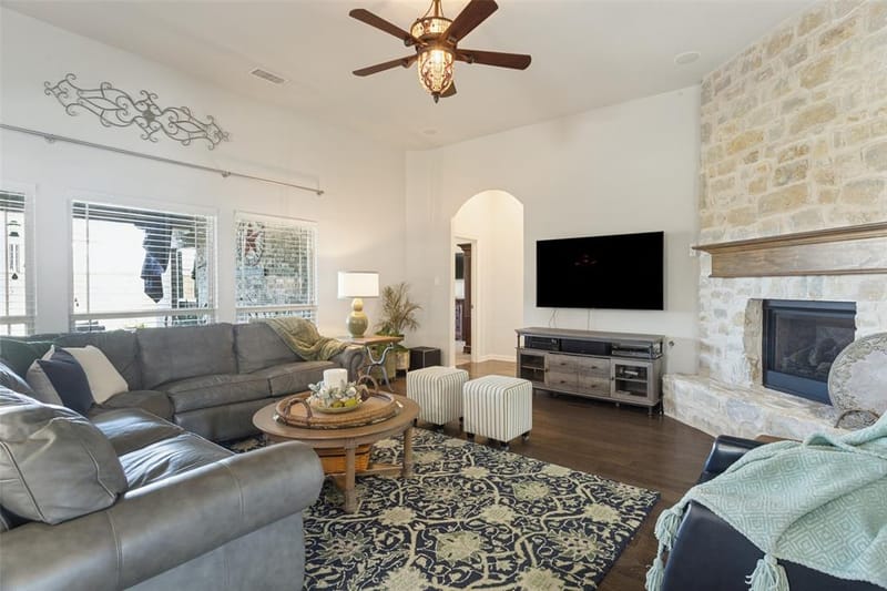 141 Kingsbury Lane, Prosper TX 75078 - Photo 5
