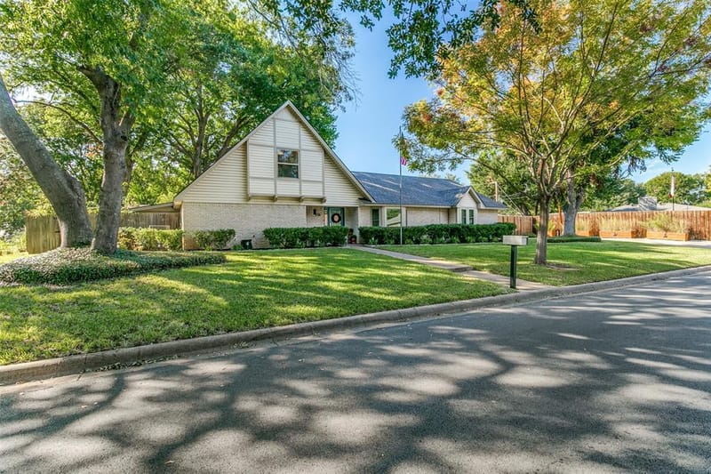 916 Willow Way, Benbrook TX 76126 - Photo 39