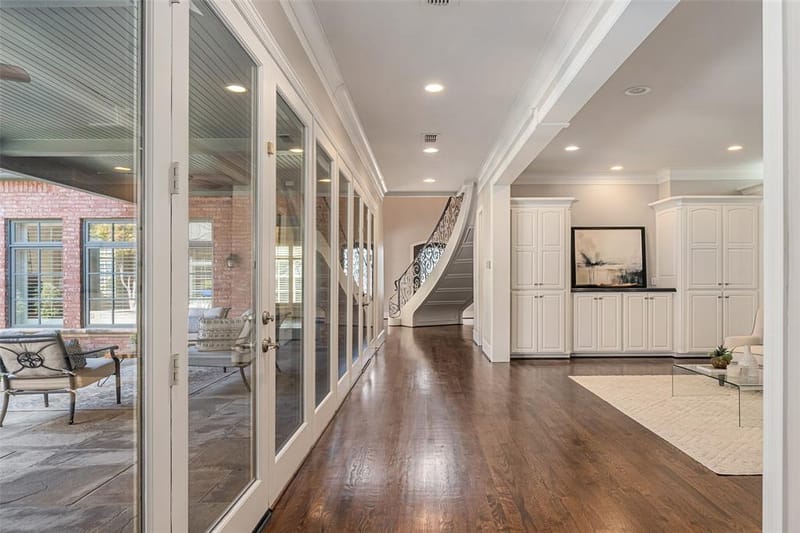 7404 Glen Albens Circle, Dallas TX 75225 - Photo 17