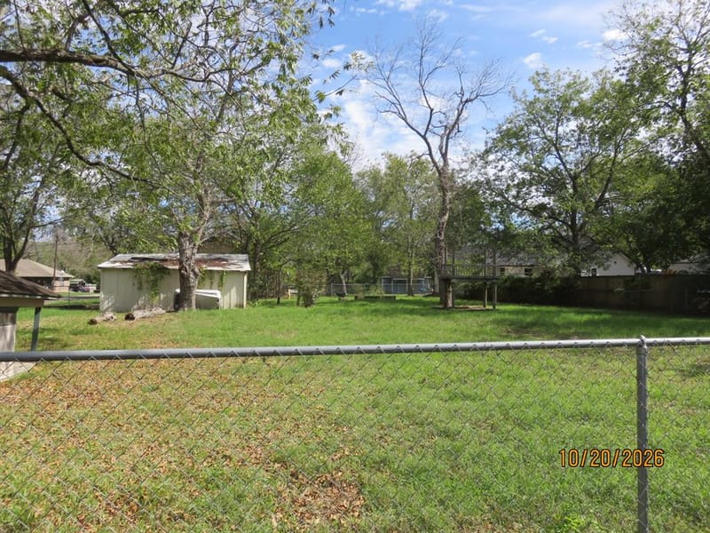 1501 Division Street, Commerce TX 75428 - Photo 3