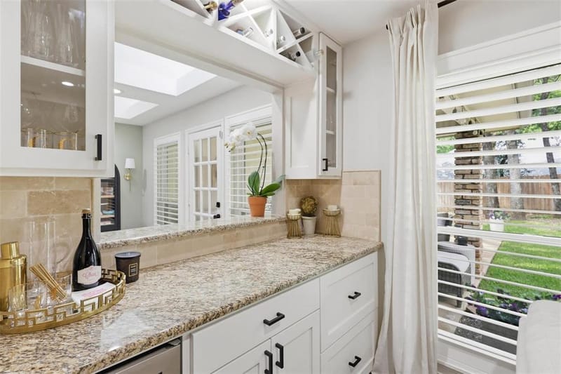 6405 Amicable Drive, Arlington TX 76016 - Photo 8