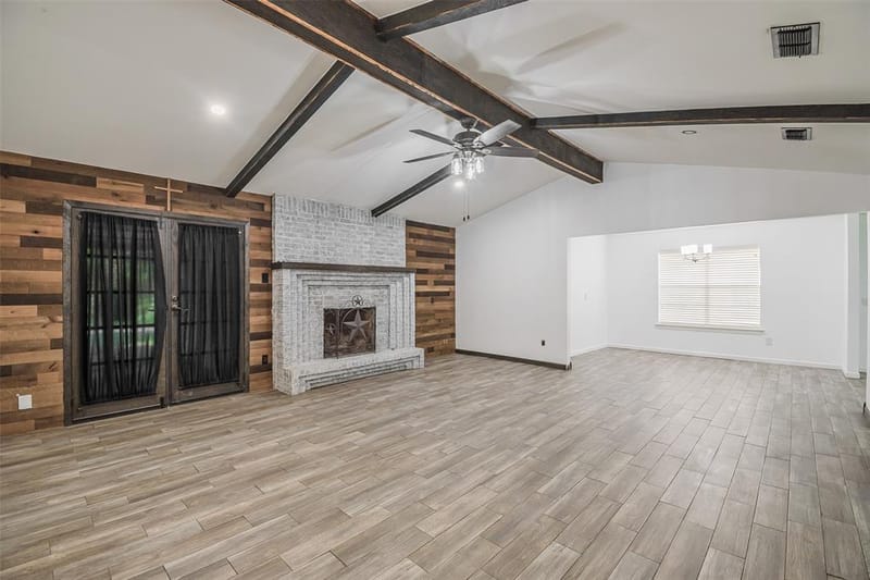 286 Larry Drive, Dallas TX 75137 - Photo 5
