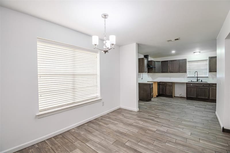 286 Larry Drive, Dallas TX 75137 - Photo 10