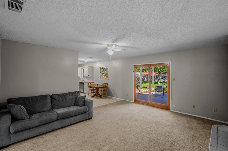 1703 Lamar Street, Mineral Wells TX 76067 - Photo 5