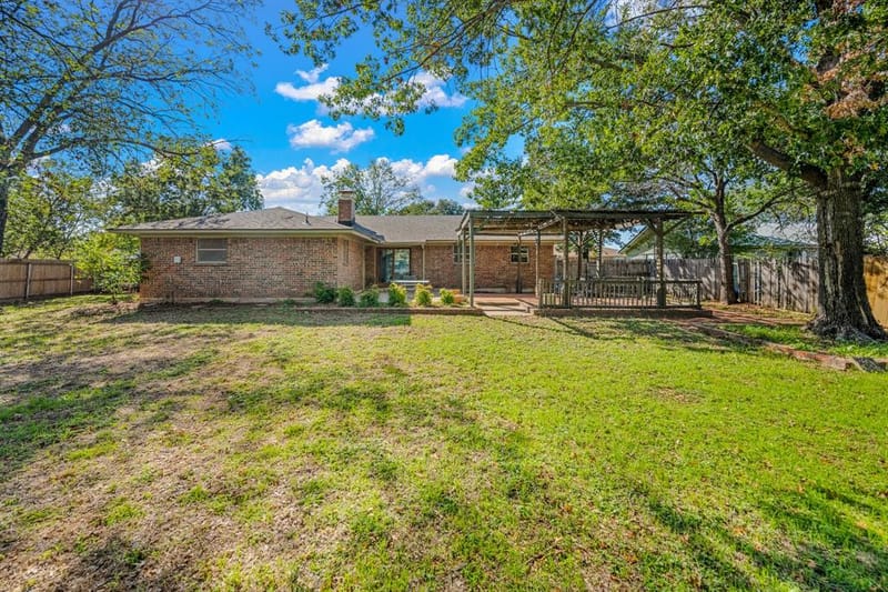 1703 Lamar Street, Mineral Wells TX 76067 - Photo 19