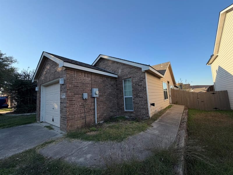 10710 Edgewest Terrace, Fort Worth TX 76108 - Photo 5