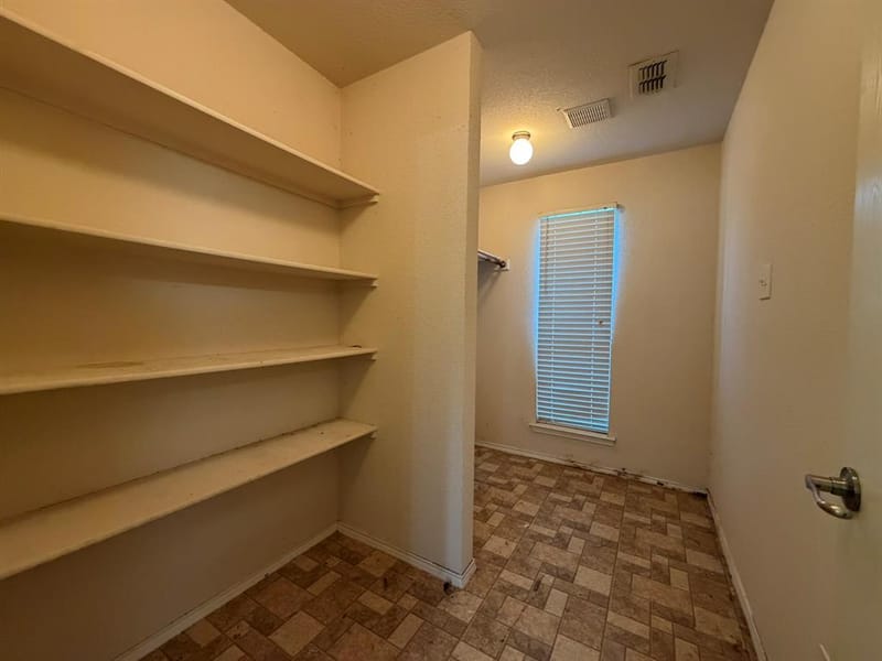 10710 Edgewest Terrace, Fort Worth TX 76108 - Photo 11