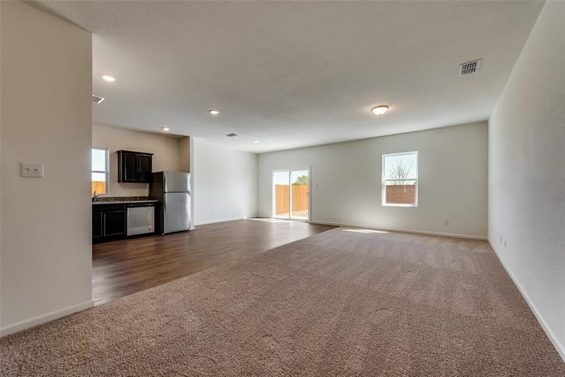 10313 Jameson Lane, Fort Worth TX 76036 - Photo 11