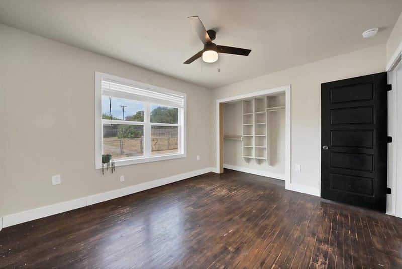 2035 Haltom Road, Haltom City TX 76117 - Photo 27