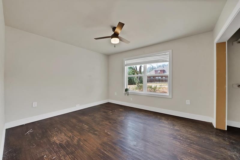 2035 Haltom Road, Haltom City TX 76117 - Photo 20