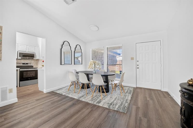 1534 Twin Post Drive, Arlington TX 76014 - Photo 6