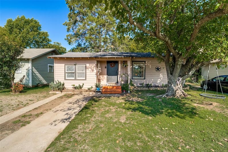 532 Euclid Street, Cleburne TX 76033