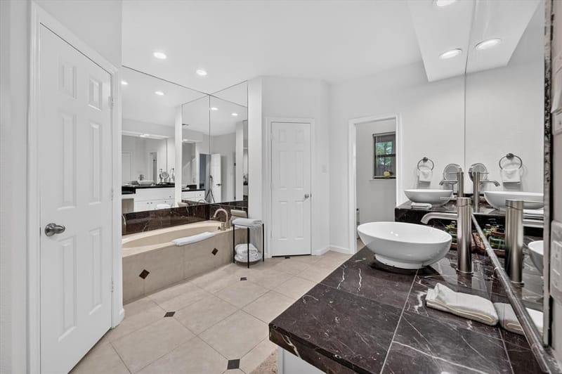 622 Crowley Road, Arlington TX 76012 - Photo 18