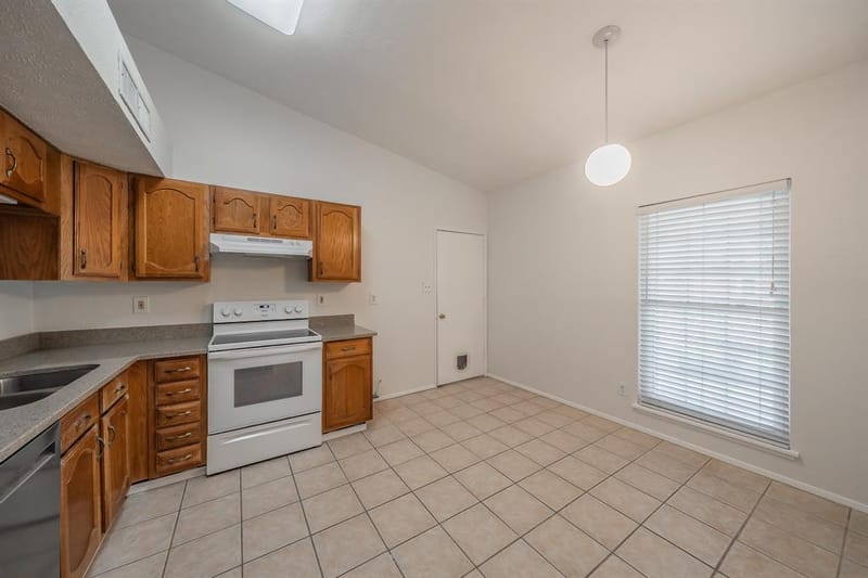 4712 China Rose Drive, Fort Worth TX 76137 - Photo 9