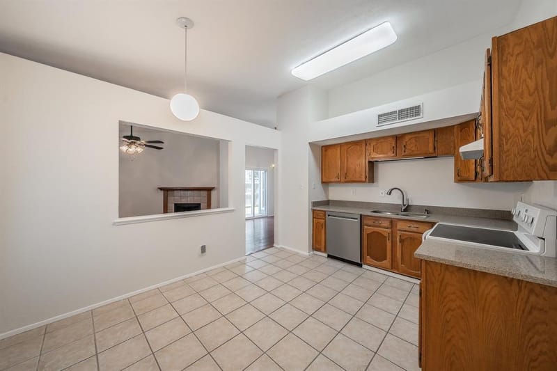 4712 China Rose Drive, Fort Worth TX 76137 - Photo 10
