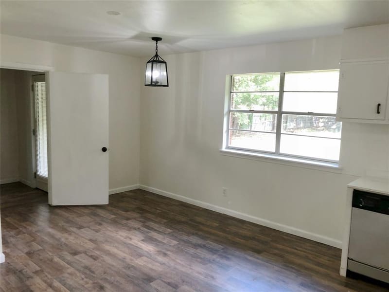 1108 Locust Street, Gainesville TX 76240 - Photo 7