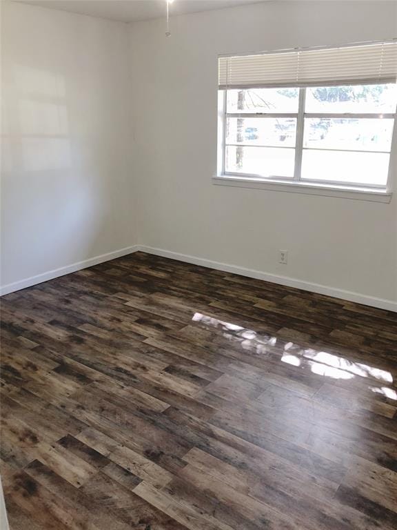 1108 Locust Street, Gainesville TX 76240 - Photo 4