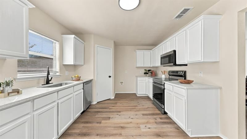 7007 Bridlewood Drive, Arlington TX 76002 - Photo 8