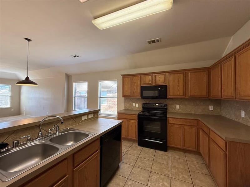 130 Prairie View Drive, Princeton TX 75407 - Photo 8