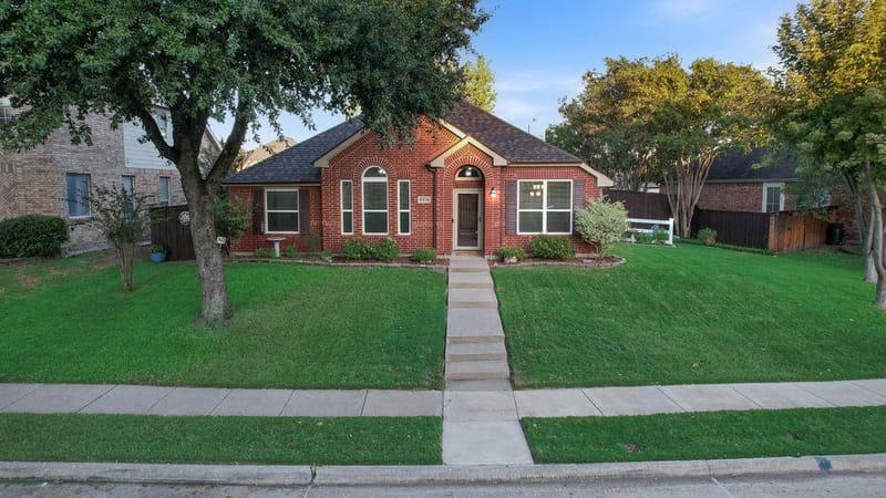 6310 Nueces Bay Drive, Rowlett TX 75089