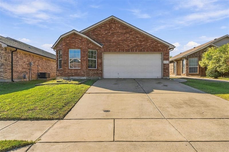 2140 Ingrid Lane, Fort Worth TX 76131 - Photo 2