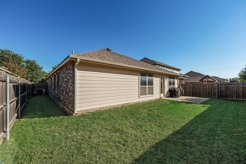 517 Goldstone Lane, Fort Worth TX 76131 - Photo 36