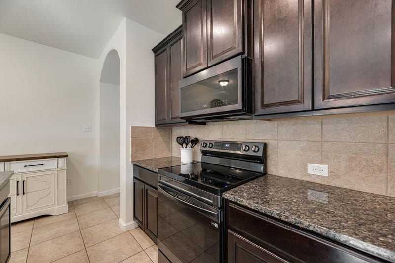 517 Goldstone Lane, Fort Worth TX 76131 - Photo 8