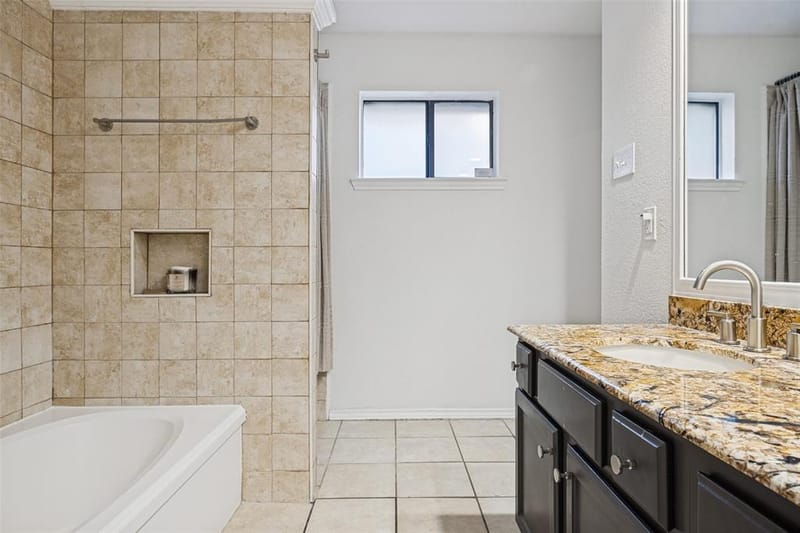 8205 Pacific Pearl Drive, Rowlett TX 75089 - Photo 10