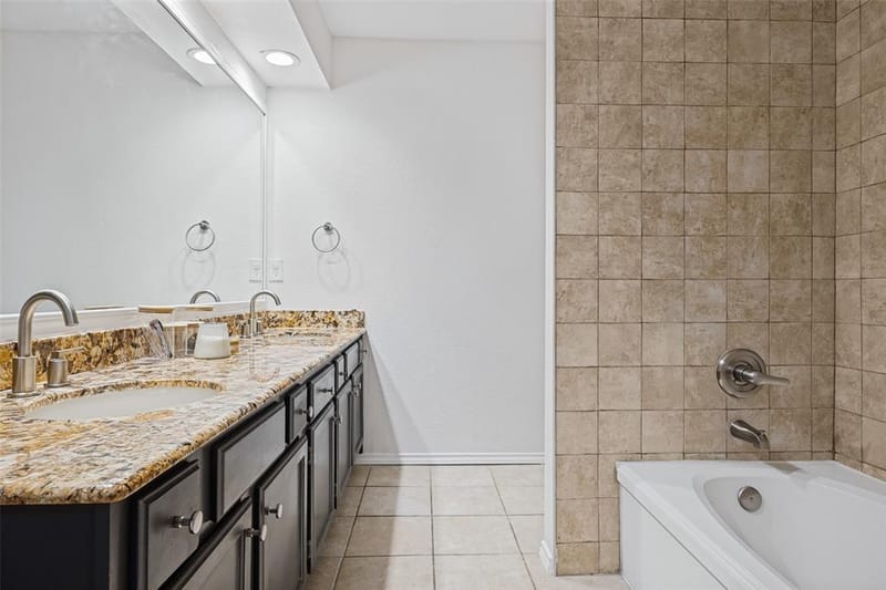 8205 Pacific Pearl Drive, Rowlett TX 75089 - Photo 11