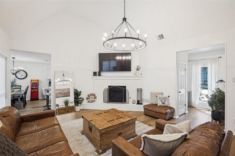 8205 Pacific Pearl Drive, Rowlett TX 75089 - Photo 4
