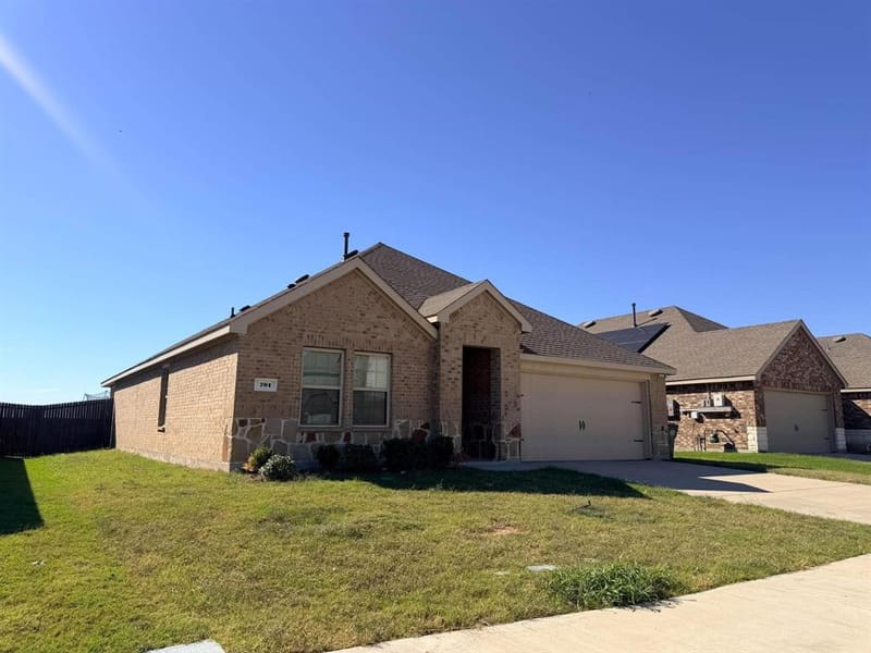 701 Summit Pass Lane, Princeton TX 75407 - Photo 3
