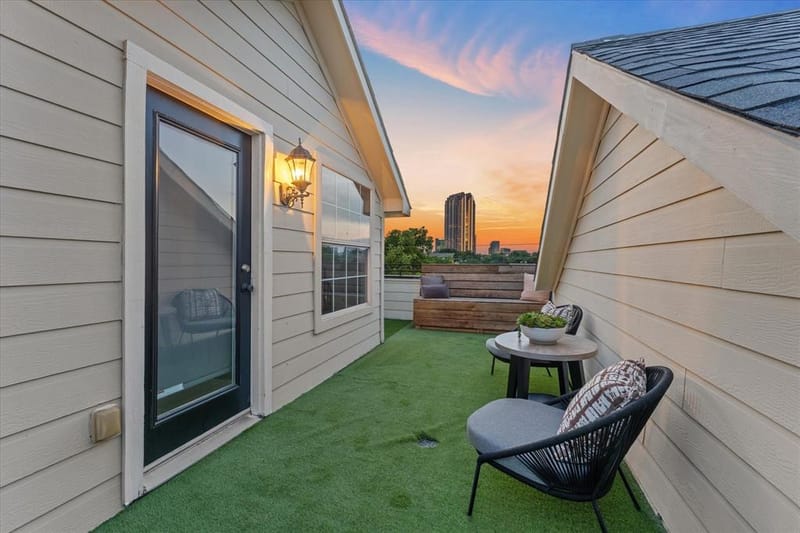 4007 Brownstone Court, Dallas TX 75204 - Photo 2