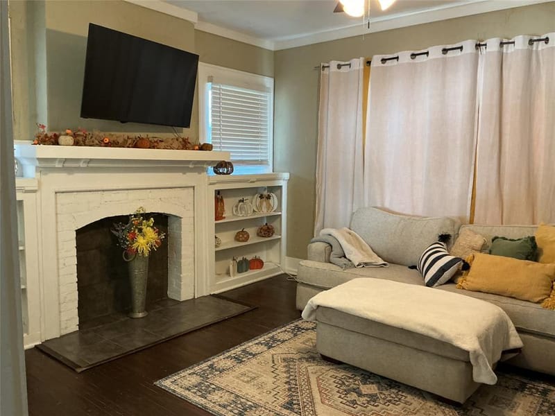 1812 Sycamore Avenue, Corsicana TX 75110 - Photo 2