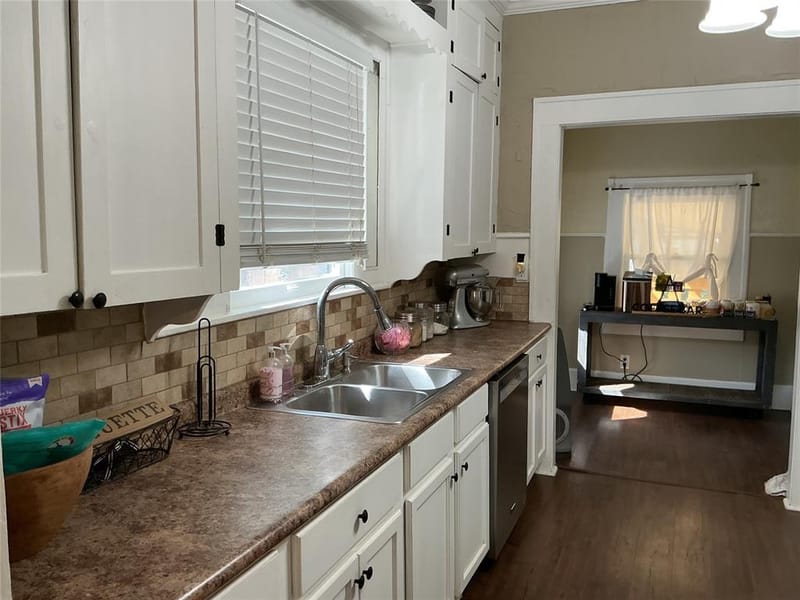 1812 Sycamore Avenue, Corsicana TX 75110 - Photo 5