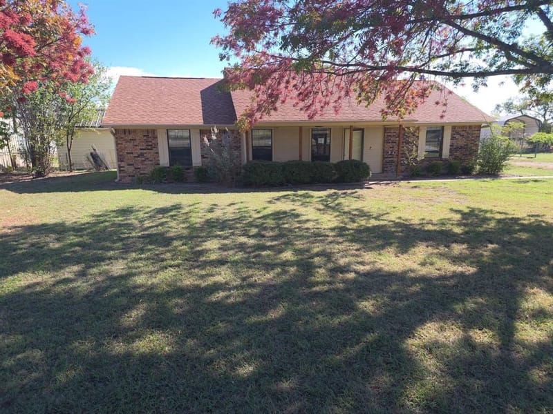 1117 Bradley Drive, Azle TX 76020