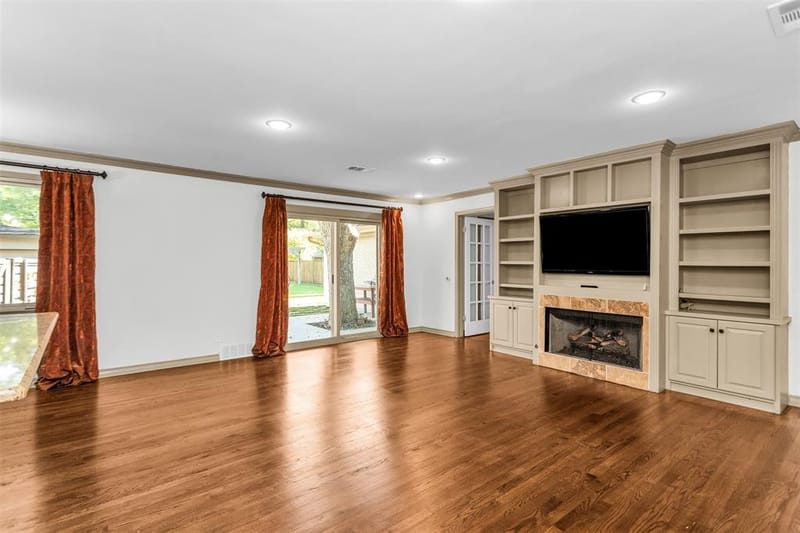 924 Sylvania Drive, Dallas TX 75218 - Photo 12