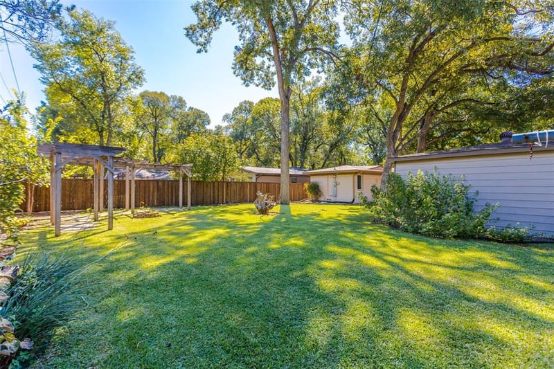 924 Sylvania Drive, Dallas TX 75218 - Photo 36