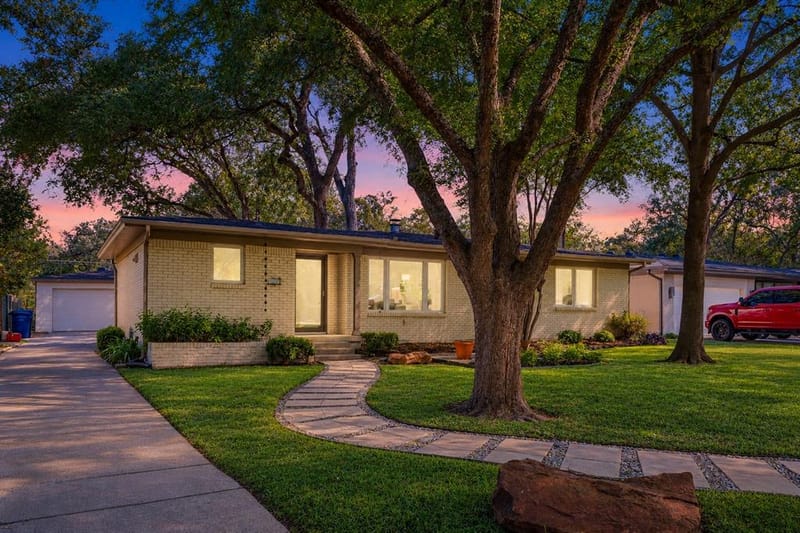 924 Sylvania Drive, Dallas TX 75218