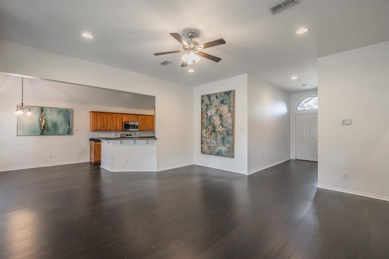 7924 Fox Chase Drive, Arlington TX 76001 - Photo 17